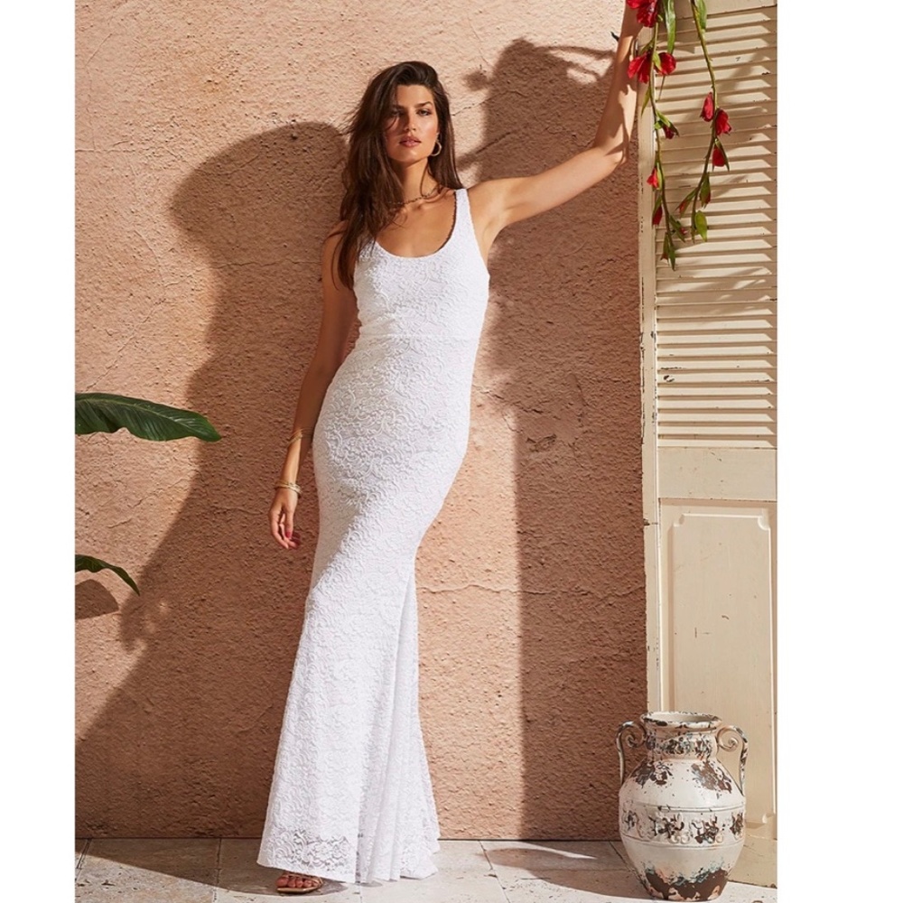 Small White Lace Dress Le Chateau